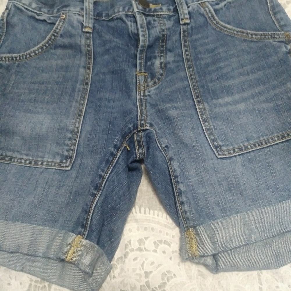 Gap boyfriend shorts